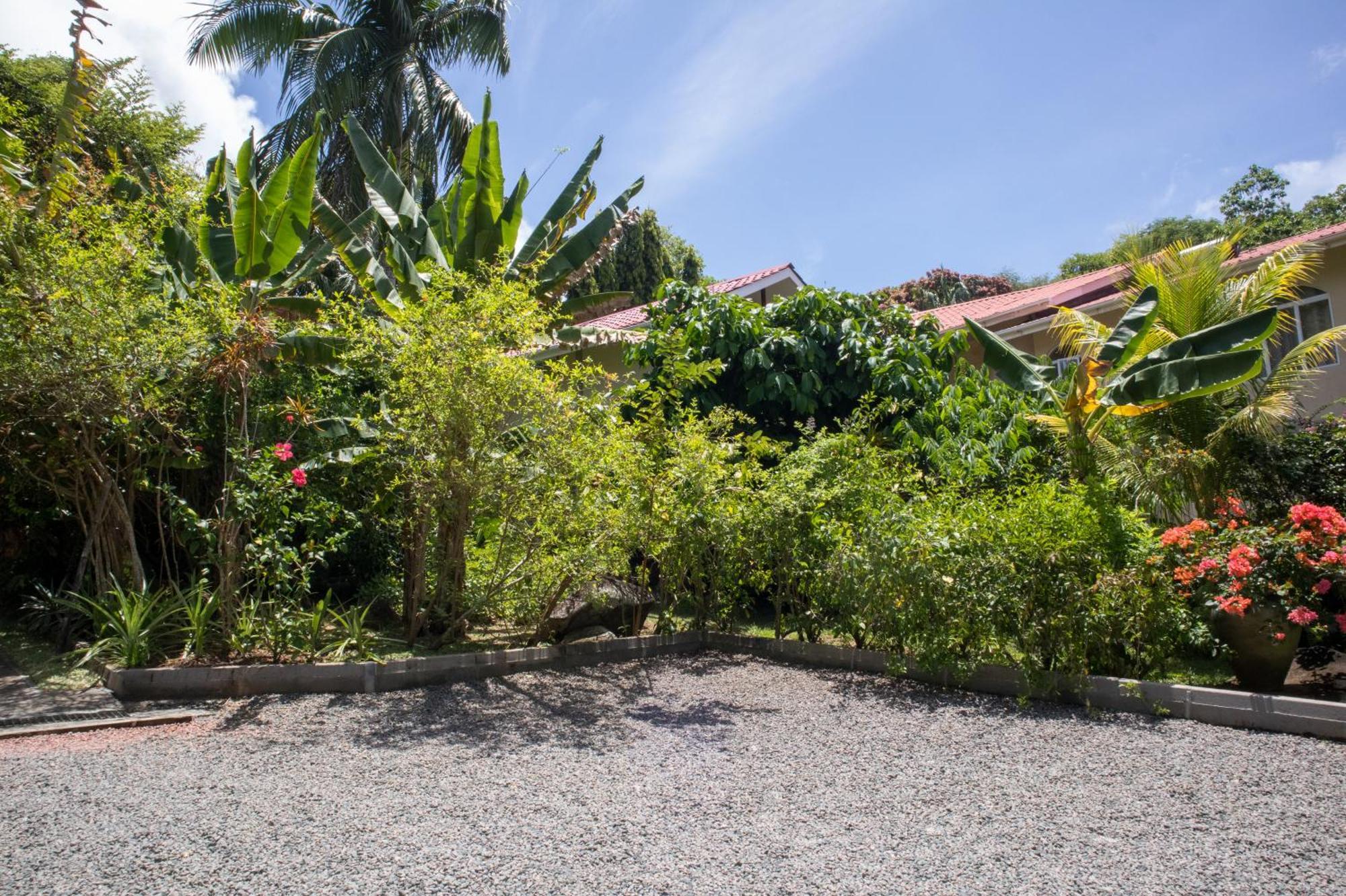 Domaine Desaubin Luxury Villas 塔卡马卡 外观 照片